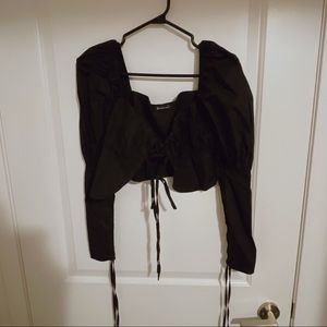 Cool crop top!!! Never Worn!!